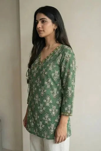 Green floral wrap tie short kurti – Kalyanja.